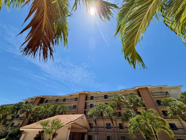 The Marina At The Bluffs, 601 Seafarer Cir #504, Jupiter, Florida 33477, image 1