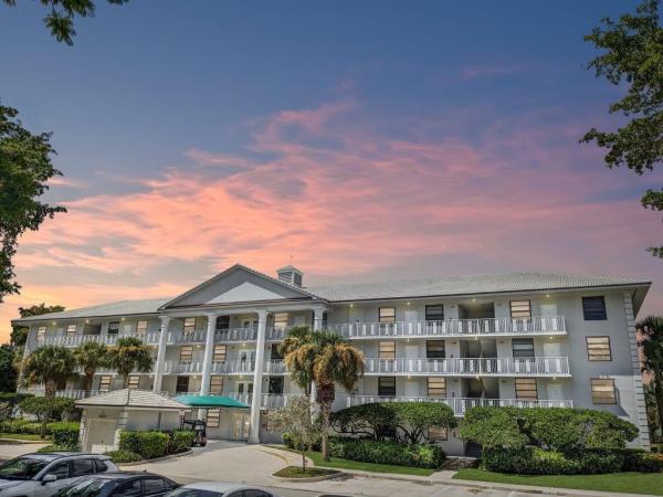 Whitehall, 3520 Whitehall Dr #203, West Palm Beach, Florida 33401, image 1