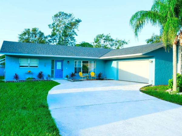 Floresta Pointe, 318 SE Bayview Ter, Port St. Lucie, Florida 34953, image 1
