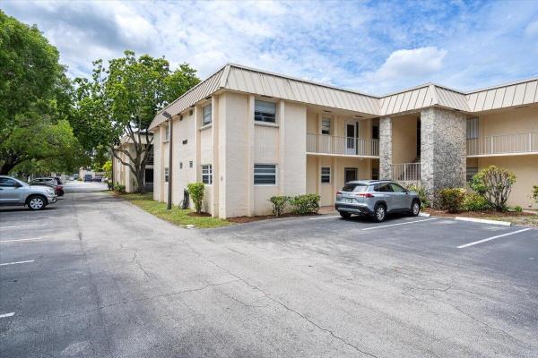 Trails End Villas, 10821 N Military Trl #3, Palm Beach Gardens, Florida 33410, image 1