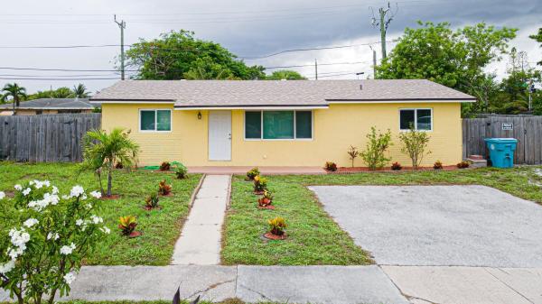 Rolling Green Ridge, 2181 NE 1st Ln, Boynton Beach, Florida 33435, image 1