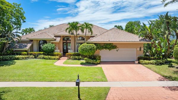 Woodfield Hunt Club, 4885 Regency Ct, Boca Raton, Florida 33434, image 1