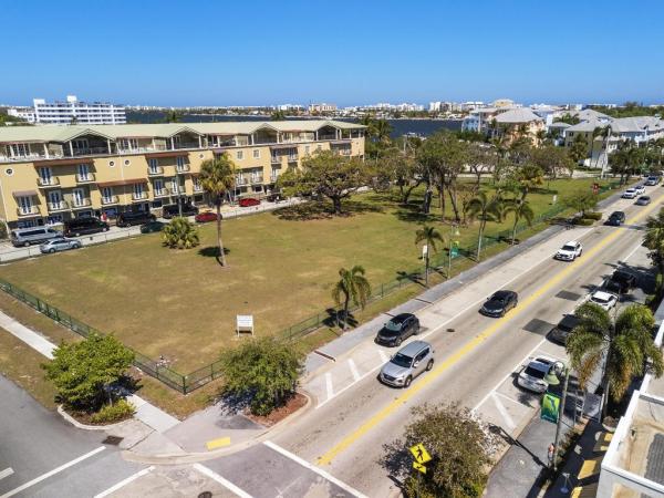 201 E Ocean Ave, Loxahatchee Groves, Florida 33462, image 1