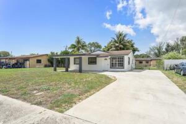 Alwood Homes, 354 NW 4th Pl, Deerfield Beach, Florida 33441, image 1
