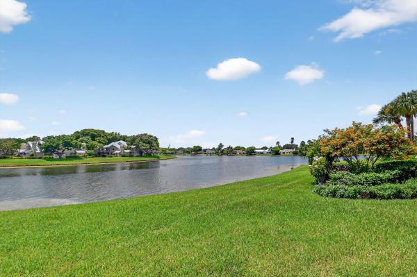Wellesley At Boynton Beach, 3404 Hayden Ct, Boynton Beach, Florida 33436, image 1