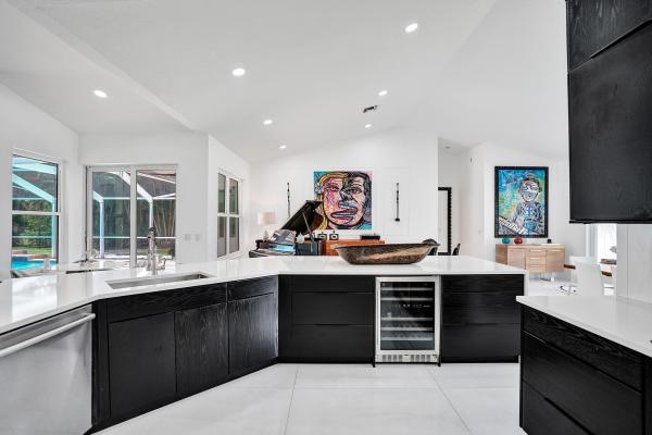 Legend Lake Estates, 4300 Hunting Trl, Lake Worth, Florida 33467, image 2