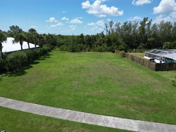 Jennings Cove, 1709 Coconut Dr, Fort Pierce, Florida 34949, image 1