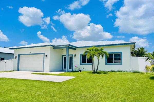 115 SW Oakridge Dr, Port St. Lucie, Florida 34984, image 1
