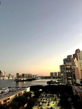 Mystic Pointe Tower 600, 3400 NE 192nd St #1102, Aventura, Florida 33180, image 1