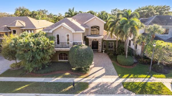 Versailles At Wellington, 10380 Trianon Pl, Wellington, Florida 33449, image 1