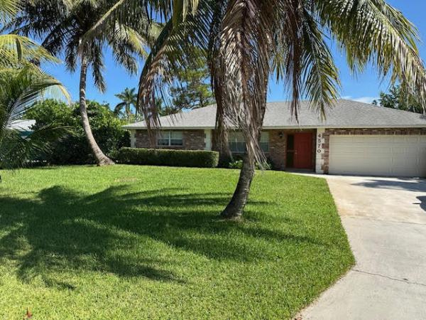Kingsland Pines, 4570 Barrett St, Delray Beach, Florida 33445, image 1