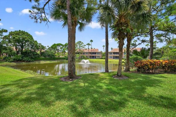 120 Legendary Cir, Palm Beach Gardens, Florida 33418, image 1