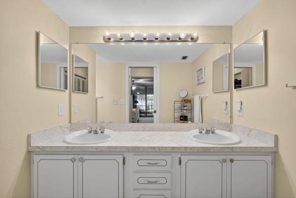 20 SE Turtle Creek Dr #F, Jupiter, Florida 33469, image 1