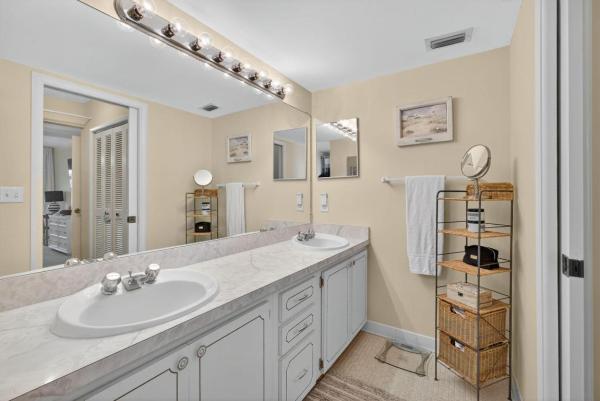 20 SE Turtle Creek Dr #F, Jupiter, Florida 33469, image 1