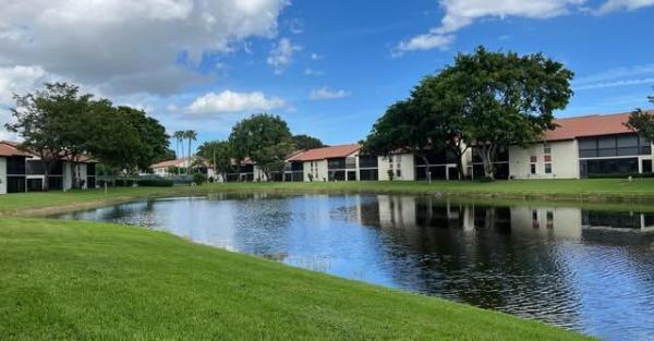 10915 Palm Lake Ave #102, Boynton Beach, Florida 33437, image 1