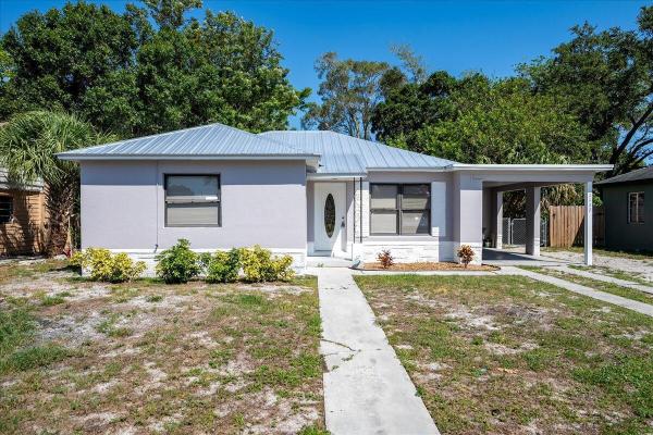Pinewood, 1117 S 7th St, Fort Pierce, Florida 34950, image 1