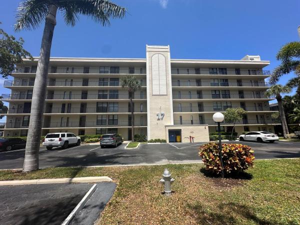 Boca Bayou, 17 Royal Palm Way #504, Boca Raton, Florida 33432, image 1