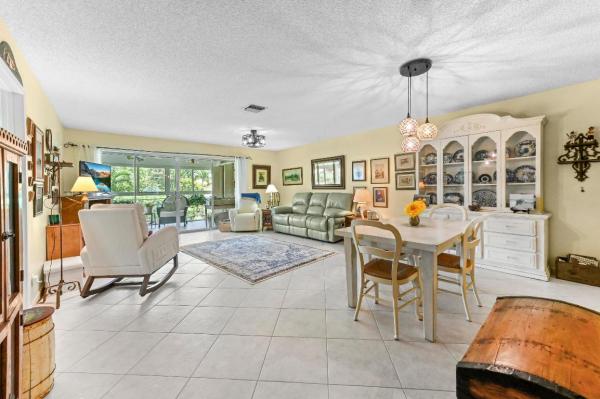 Bridgeview, 5113 Poppy Pl #201, Delray Beach, Florida 33484, image 2