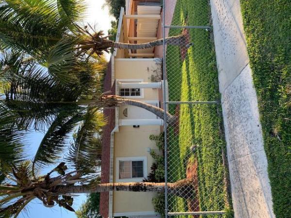 Bunker Hill, 924 Green St, West Palm Beach, Florida 33405, image 1