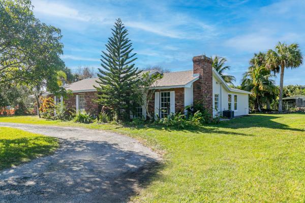 4375 S 25th St, Fort Pierce, Florida 34981, image 1