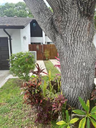 Key Colony Townhouses, 2010 Colonial Rd #3, Fort Pierce, Florida 34950, image 1