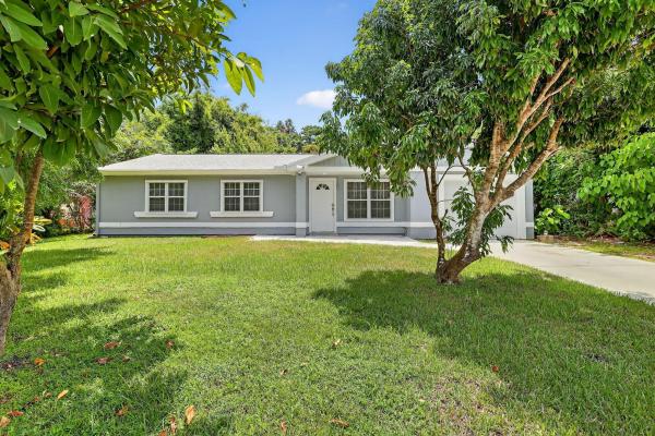 Lyngate, 2019 SE New York St, Port St. Lucie, Florida 34952, image 1