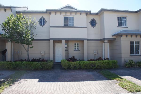 2011 Nassau Dr, Palm Beach, Florida 33480, image 1