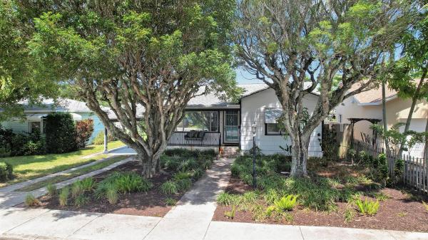 Lake Worth Town, 1222 N L St, Lake Worth Beach, Florida 33460, image 1