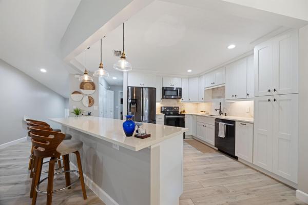 Coach Houses Of Town Place, 5710 Coach House Cir #F, Boca Raton, Florida 33486, image 1