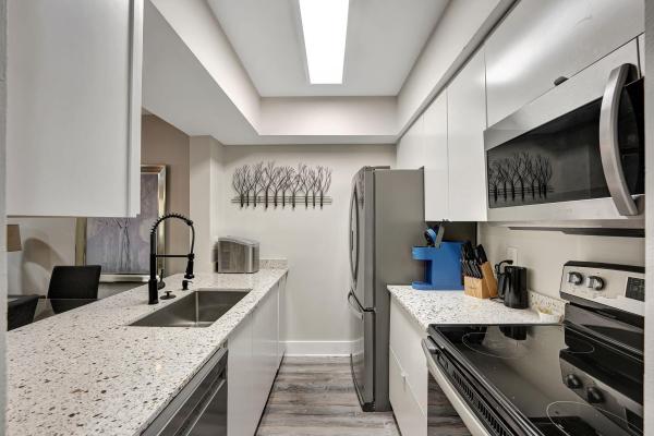 Tara Gardens, 10001 W Atlantic Blvd #319, Coral Springs, Florida 33071, image 1