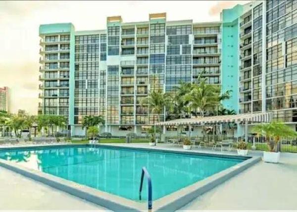 Towers Of Oceanview Point, 200 Leslie Dr #412, Hallandale Beach, Florida 33009, image 1