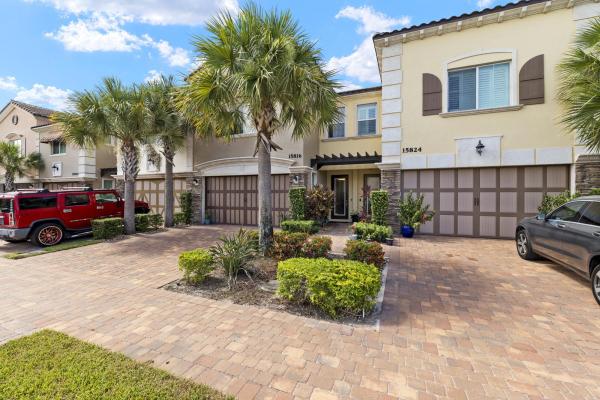 Binks Pointe, 15816 Italian Cypress Way, Wellington, Florida 33414, image 1