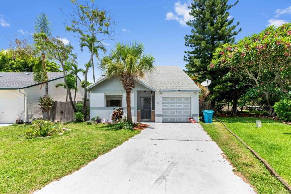 Tara Lakes East, 21 Peachtree Pl, Boynton Beach, Florida 33436, image 1