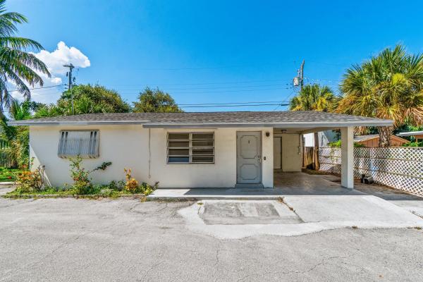 Lakeview Manors, 211 Sunrise Ave #5, Lantana, Florida 33460, image 1