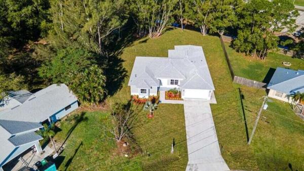 419 SW Namoit Pl, Port St. Lucie, Florida 34953, image 1