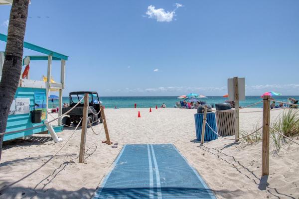 Oceanview Park, 800 Parkview Dr #826, Hallandale Beach, Florida 33009, image 1