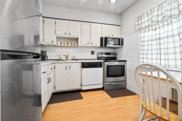 Oriole Gardens 1, 7405 W Atlantic Blvd #201, Margate, Florida 33063, image 1
