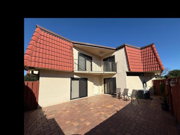 Somerset, 3892 Victoria Dr, West Palm Beach, Florida 33406, image 1