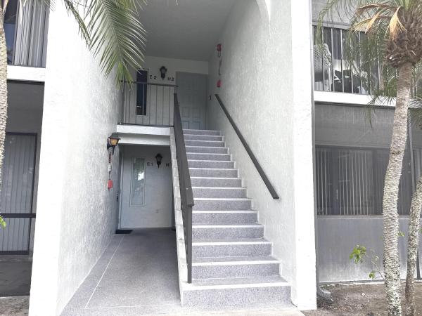 The Palm Club, 1010 Green Pine Blvd #G1, West Palm Beach, Florida 33409, image 1