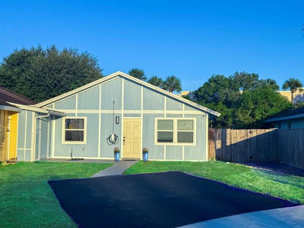 Parkway Village, 8715 Satalite Ter, West Palm Beach, Florida 33403, image 1
