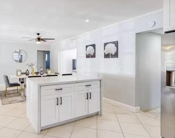 Hollywood Lakes, 924 Johnson St, Hollywood, Florida 33019, image 1
