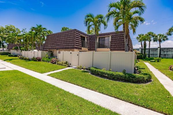 Heritage Village Of Palm Beach Lakes, 7719 77th Way, West Palm Beach, Florida 33407, image 1
