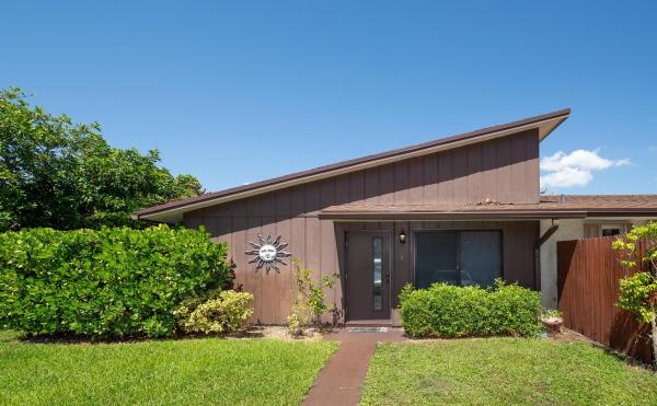 Loch Lomond, 3200 NW 5th Ter #4, Pompano Beach, Florida 33064, image 1