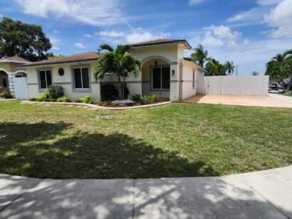 Golden Gardens, 3301 NW 191st St, Miami Gardens, Florida 33056, image 1