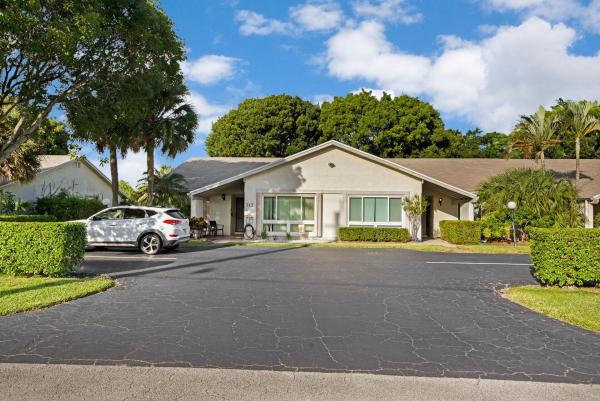 Lago Del Rey North, 708 Lago Rd, Delray Beach, Florida 33445, image 1