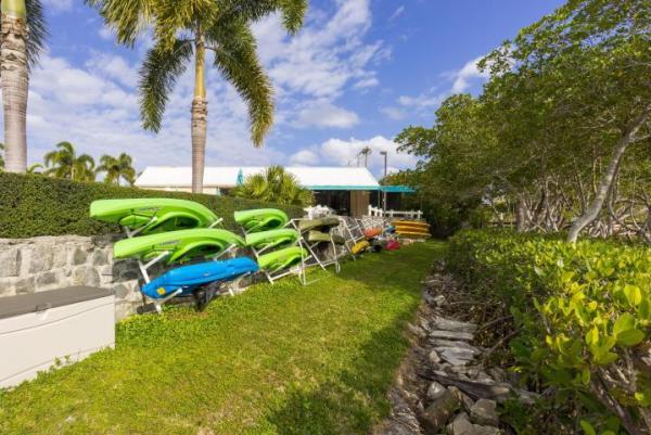 Riverbend Country Club, 9149 SE Riverfront Ter #A, Jupiter, Florida 33469, image 2