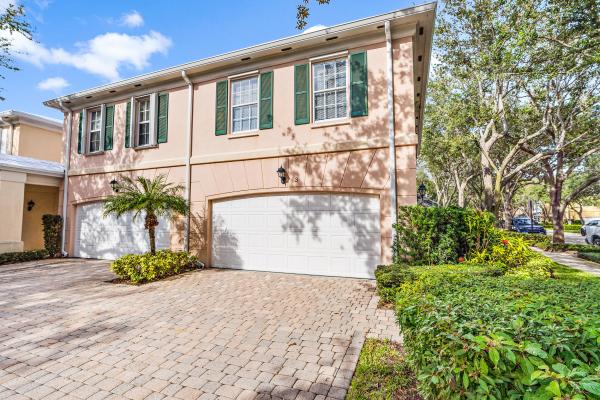 Tequesta Oaks, 3 Oakland Ct, Tequesta, Florida 33469, image 1