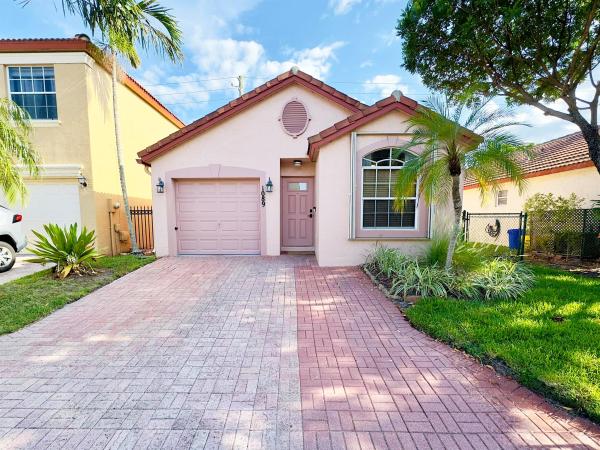 Via Jardin At Woodbine, 1089 Via Jardin, Riviera Beach, Florida 33418, image 1