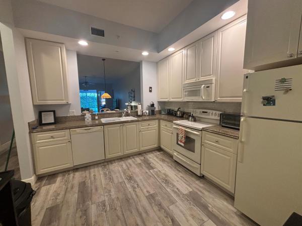 Harbour Isle West, 35 Harbour Isle Dr #101, Fort Pierce, Florida 34949, image 1