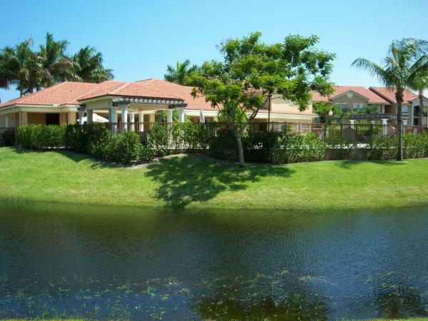 Mirabella Villas, 818 Villa Cir, Boynton Beach, Florida 33435, image 1